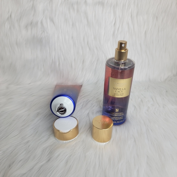 Victoria's Secret Vanilla Lace Mist & Lotion Set. - Picture 3 of 3